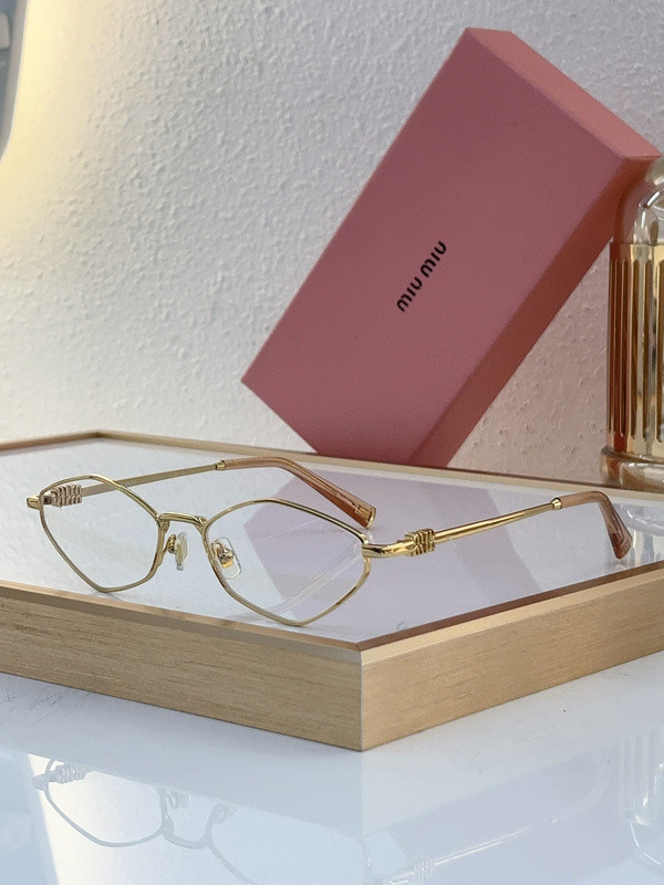 Miu Miu Sunglasses AAAA-1091