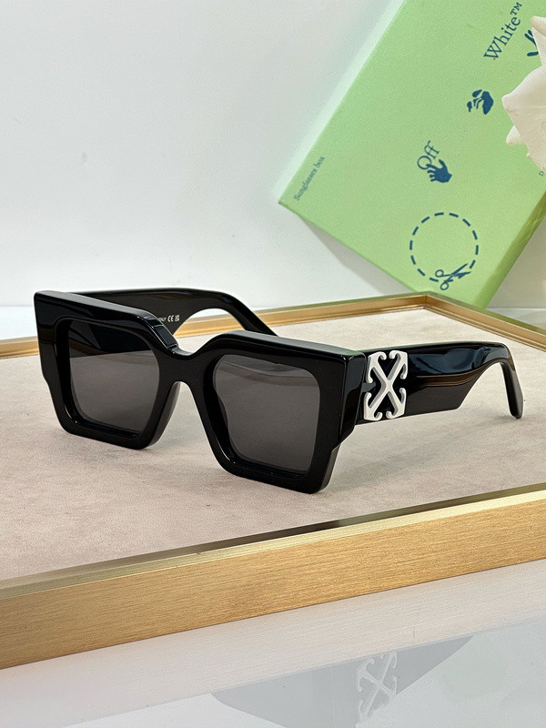Off white Sunglasses AAAA-770