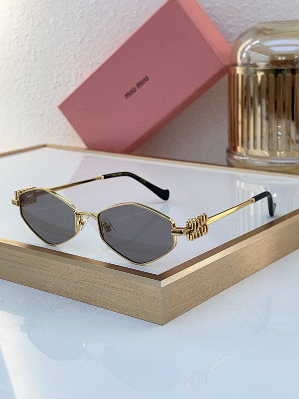 Miu Miu Sunglasses AAAA-1117