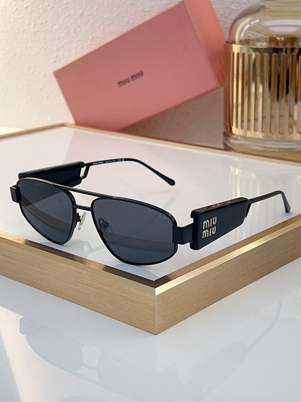 Miu Miu Sunglasses AAAA-1163