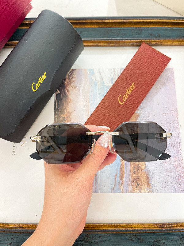 Cartier Sunglasses AAAA-7214