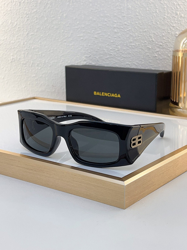 B Sunglasses AAAA-975