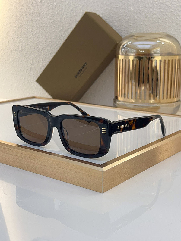 Burberry Sunglasses AAAA-2747