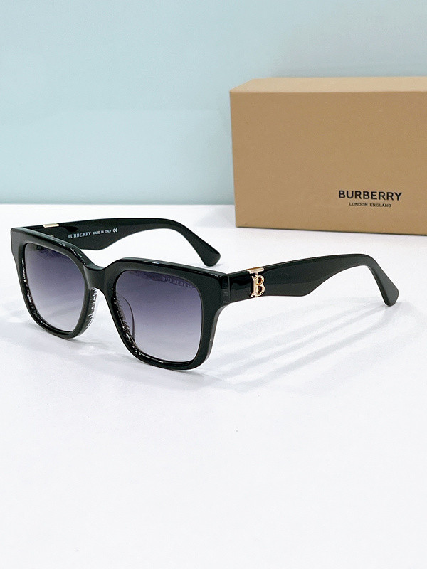 Burberry Sunglasses AAAA-2790