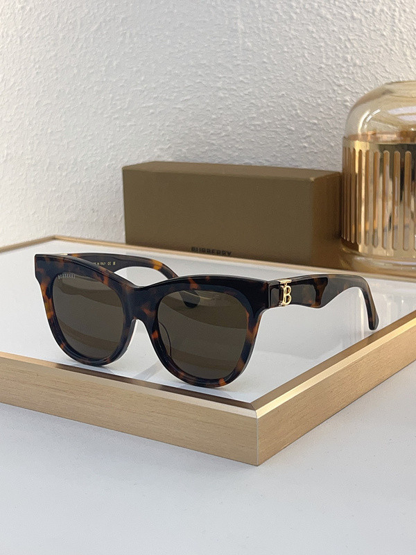 Burberry Sunglasses AAAA-2701