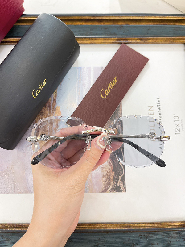 Cartier Sunglasses AAAA-7114