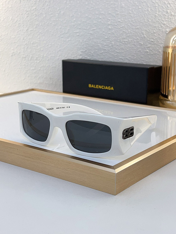 B Sunglasses AAAA-974