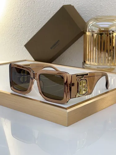 Burberry Sunglasses AAAA-2640