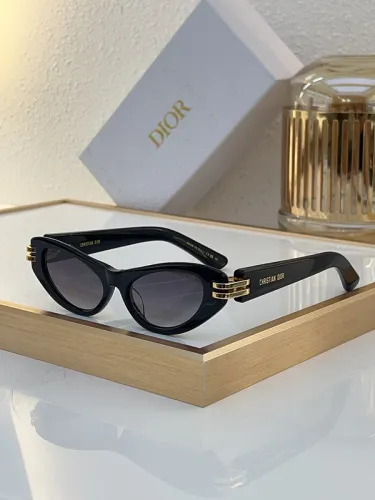 Dior Sunglasses AAAA-2905