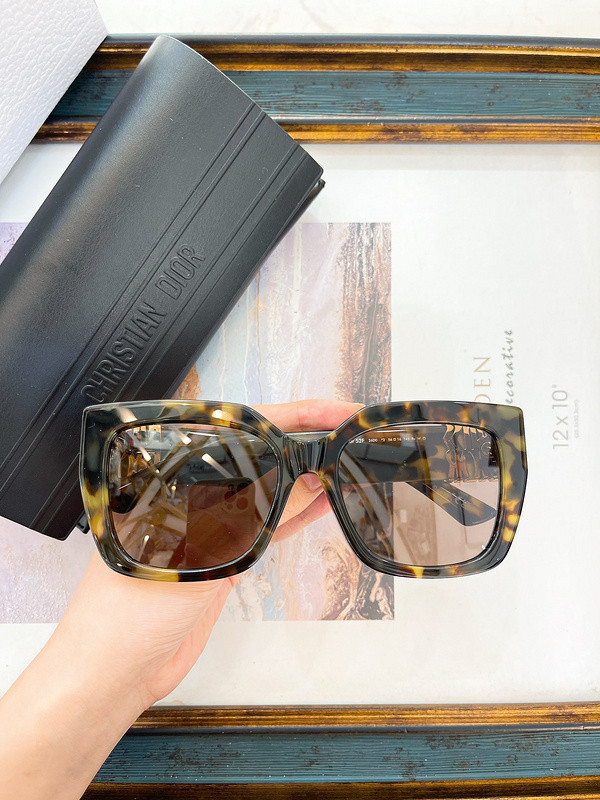 Dior Sunglasses AAAA-2952