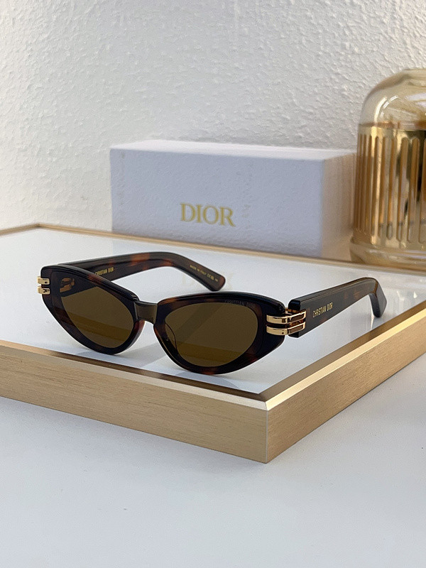 Dior Sunglasses AAAA-2939