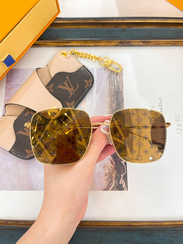 LV Sunglasses AAAA-4954