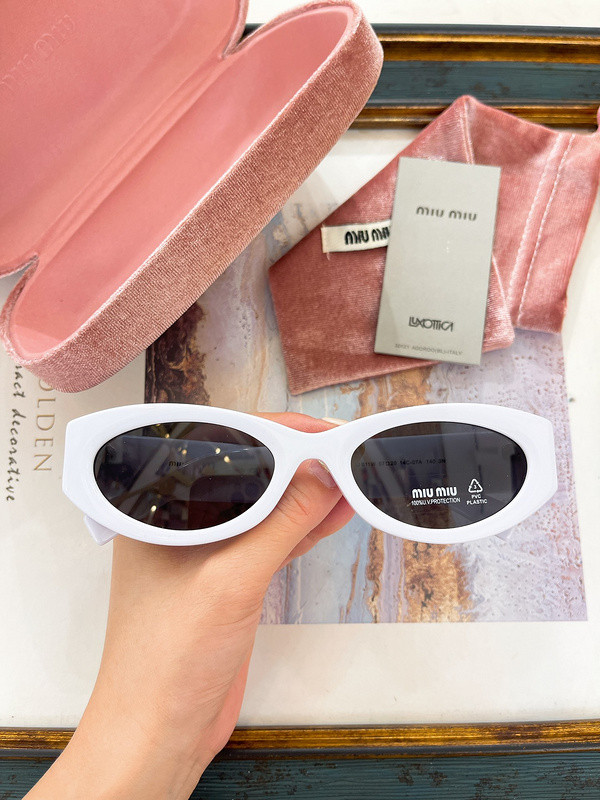 Miu Miu Sunglasses AAAA-1349