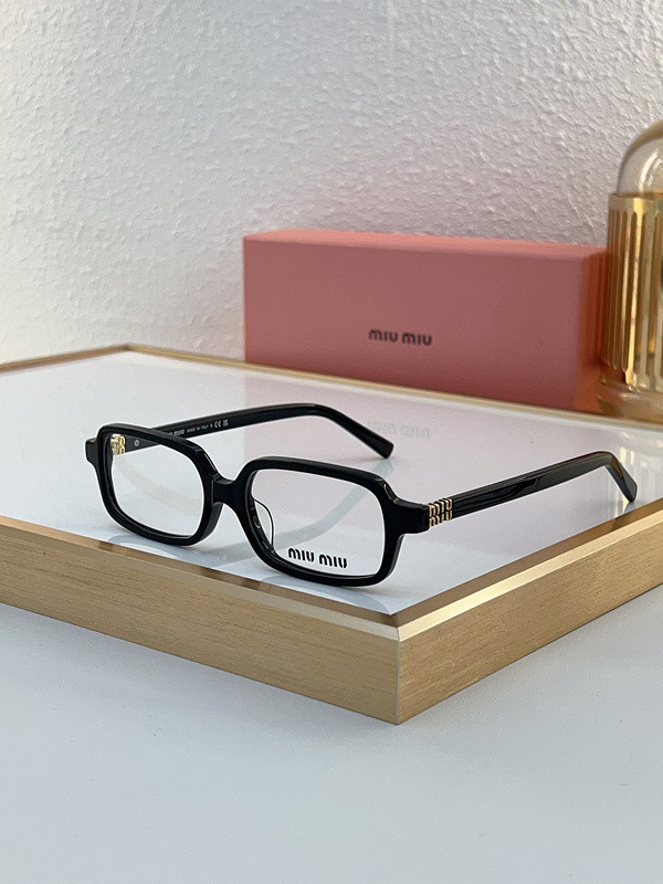 Miu Miu Sunglasses AAAA-1372