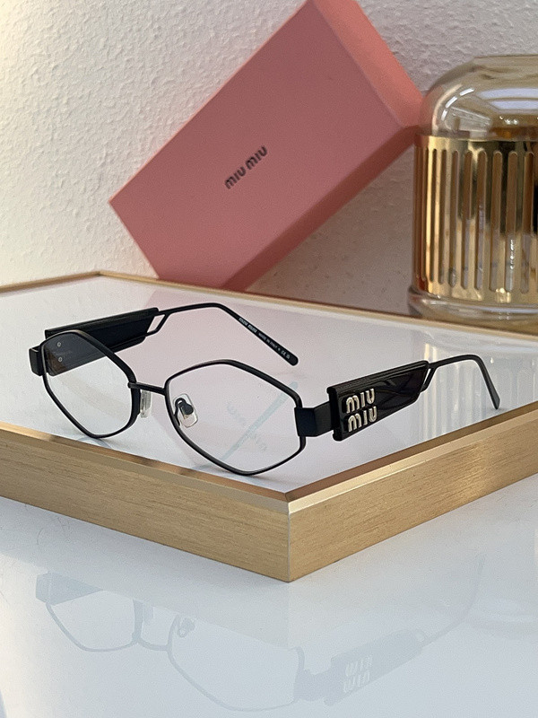 Miu Miu Sunglasses AAAA-1488