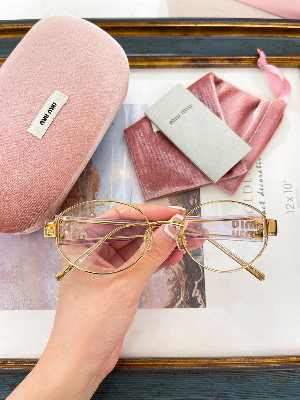 Miu Miu Sunglasses AAAA-1401