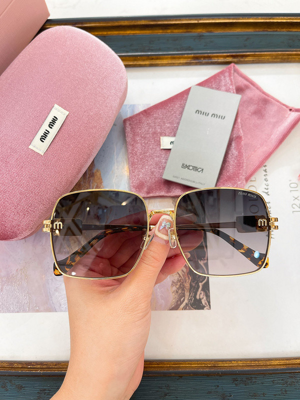Miu Miu Sunglasses AAAA-1472