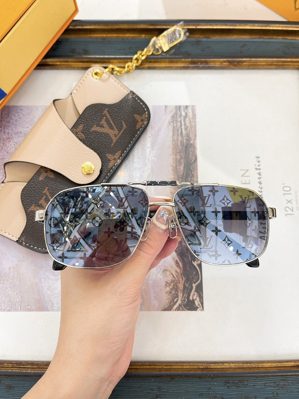 LV Sunglasses AAAA-4932