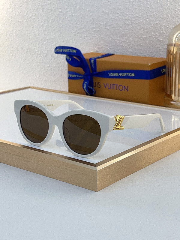 LV Sunglasses AAAA-5138
