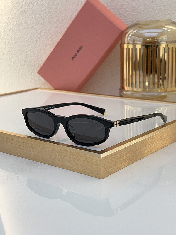 Miu Miu Sunglasses AAAA-1442