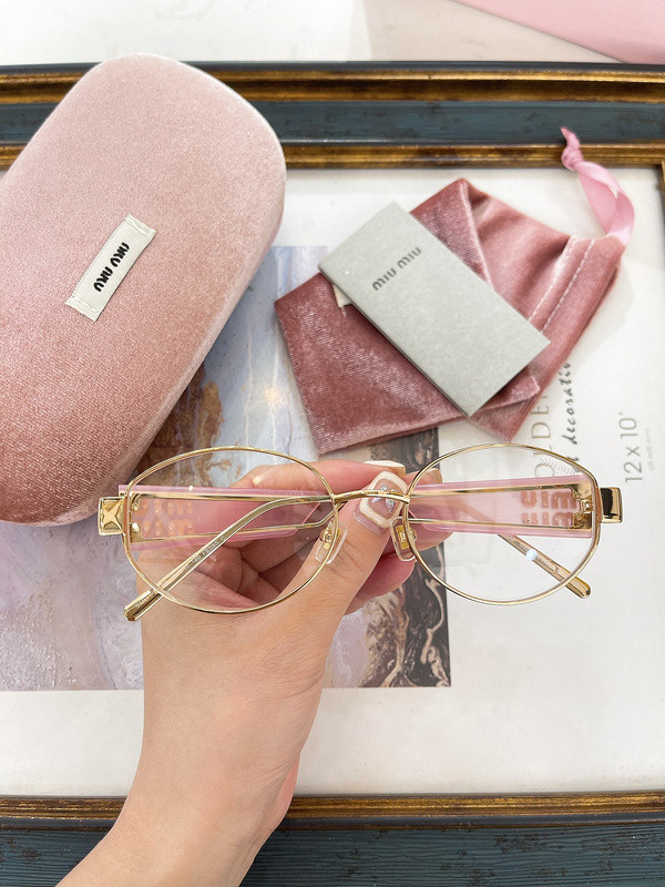 Miu Miu Sunglasses AAAA-1399