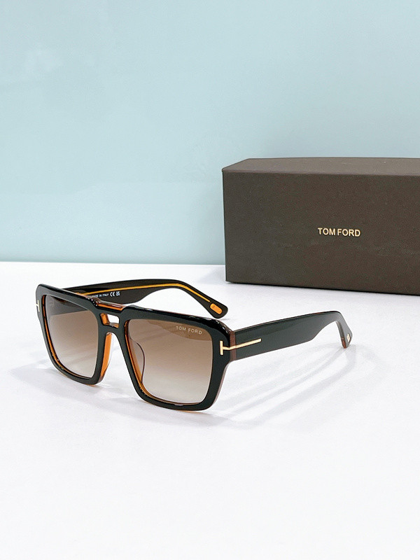 Tom Ford Sunglasses AAAA-3704