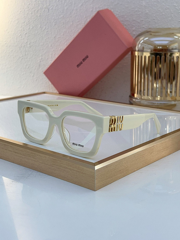 Miu Miu Sunglasses AAAA-1344