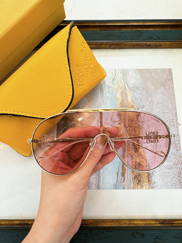 Loewe Sunglasses AAAA-497