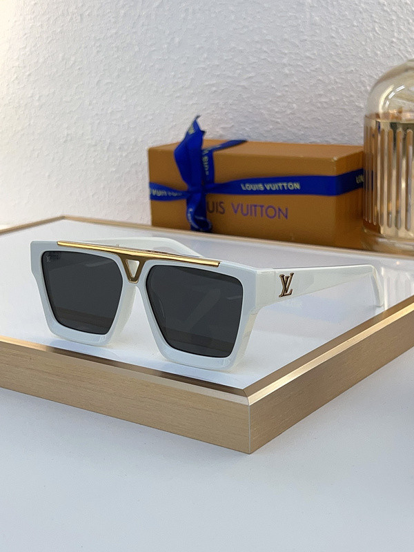 LV Sunglasses AAAA-4946