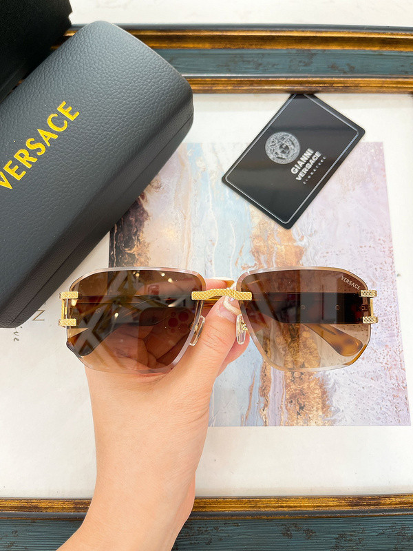 Versace Sunglasses AAAA-2802