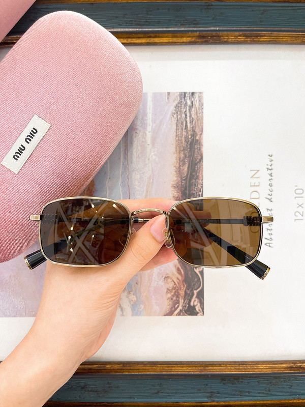 Miu Miu Sunglasses AAAA-1260