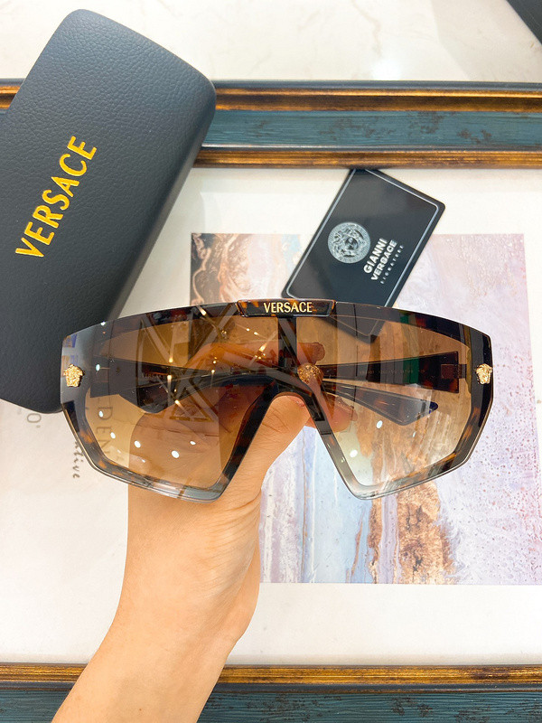 Versace Sunglasses AAAA-2920