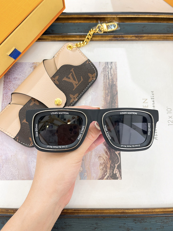LV Sunglasses AAAA-5157