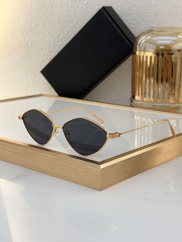 GIVENCHY Sunglasses AAAA-376