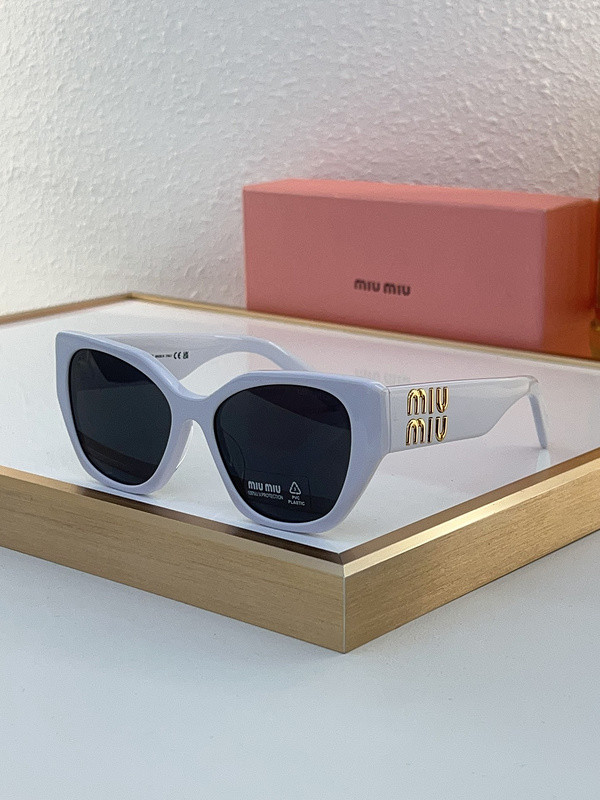 Miu Miu Sunglasses AAAA-1375