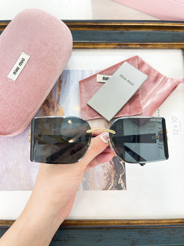 Miu Miu Sunglasses AAAA-1280
