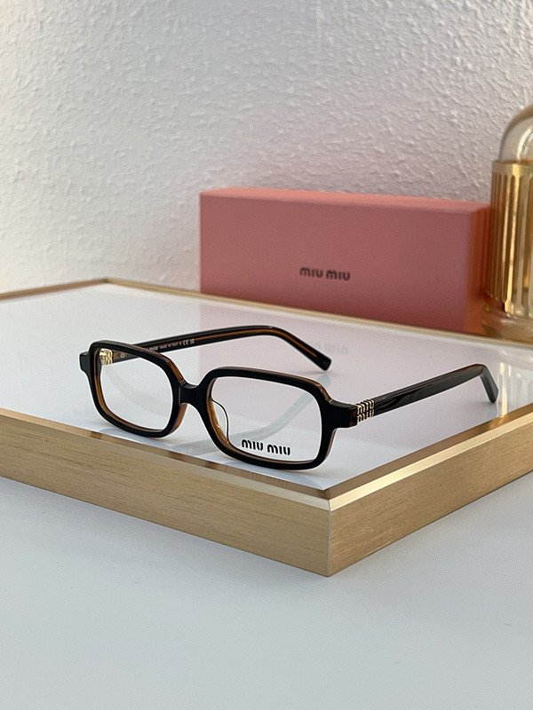 Miu Miu Sunglasses AAAA-1371