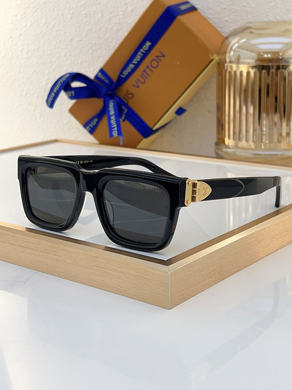 LV Sunglasses AAAA-5041