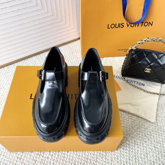 LV Women Shoes 1:1 Quality-1123