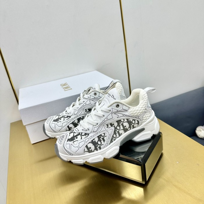 Dior Women Shoes 1：1 quality-688