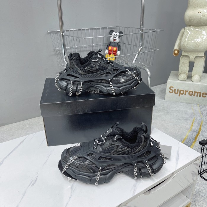 B 17FW Tripe-S High End Sneaker-576