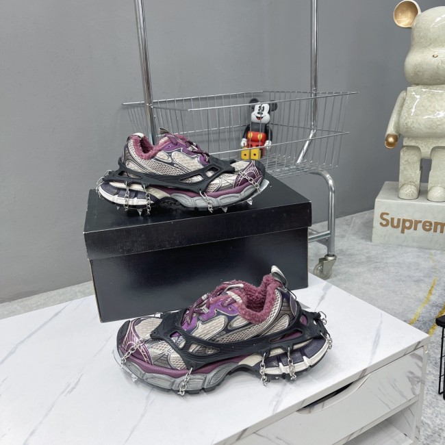 B 17FW Tripe-S High End Sneaker-574