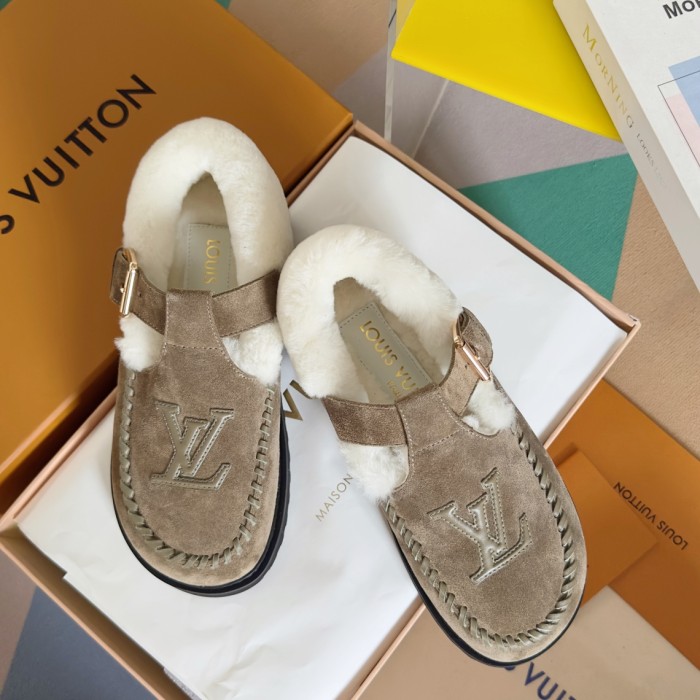 LV Women Shoes 1：1 Quality-1146