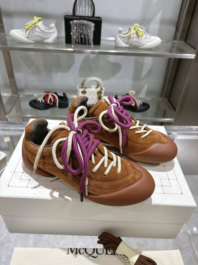 Alexander McQueen Women Shoes 1：1 quality-1056