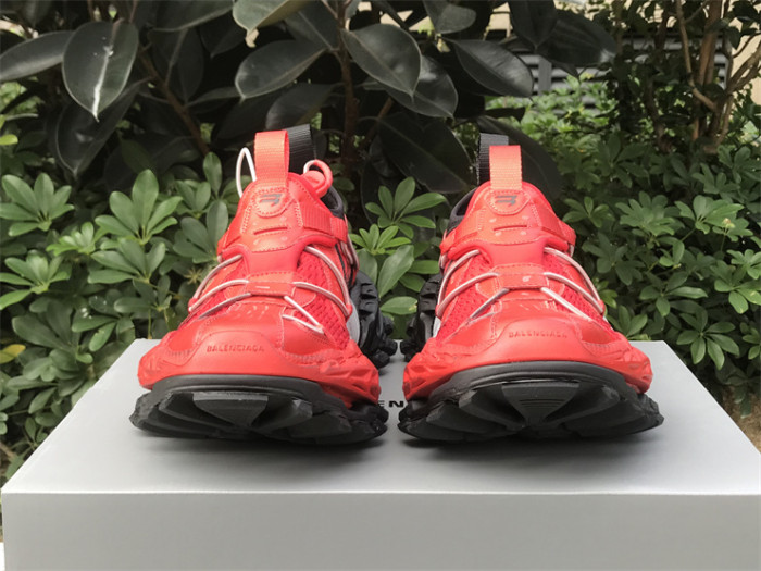 B 17FW Tripe-S High End Sneaker-579