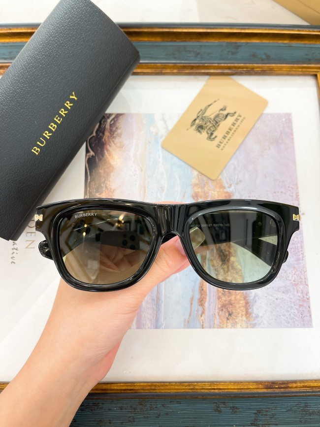 Burberry Sunglasses AAAA-2848