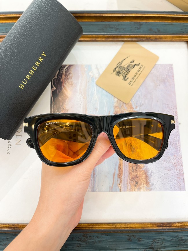 Burberry Sunglasses AAAA-2849