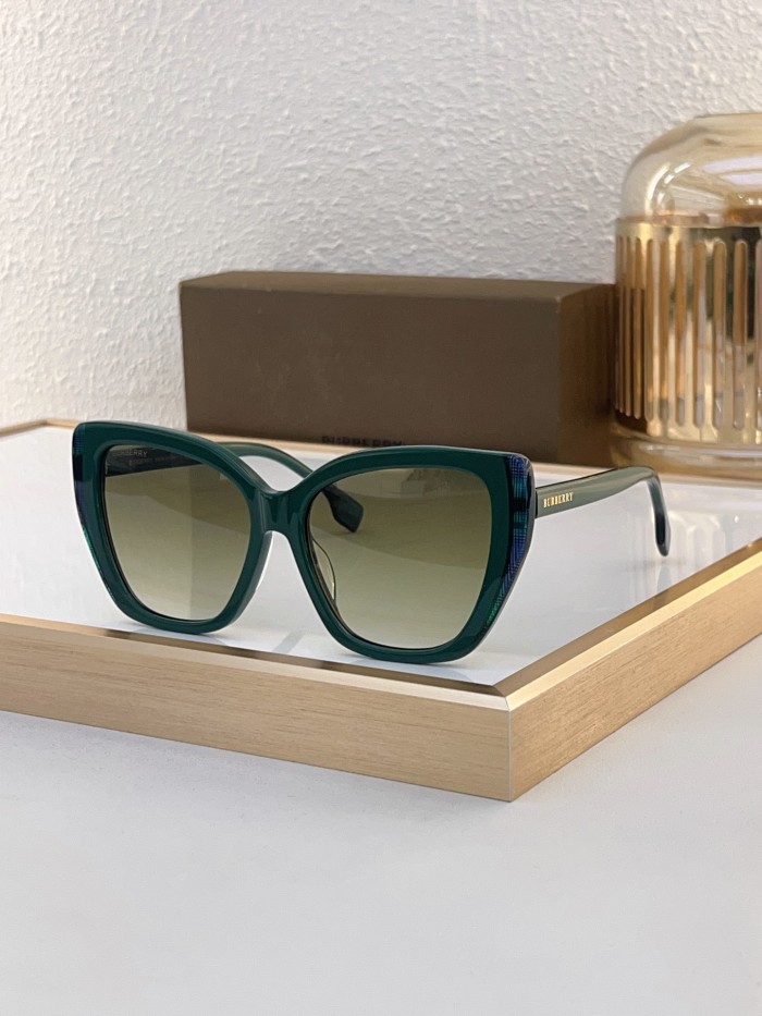 Burberry Sunglasses AAAA-2894