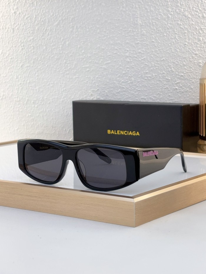 B Sunglasses AAAA-1042