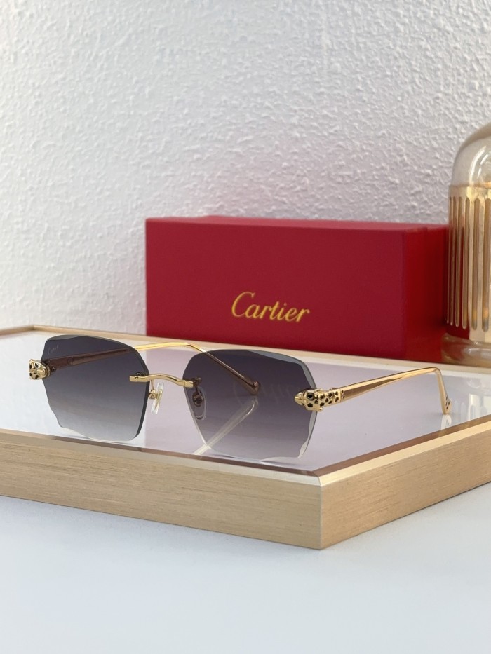 Cartier Sunglasses AAAA-7621